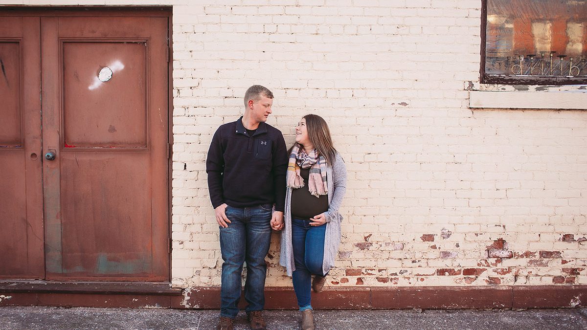 urban michigan winter maternity session